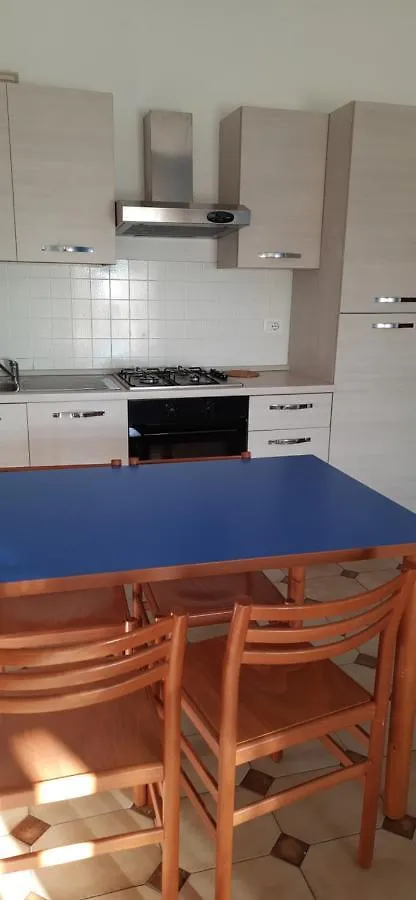 Riviera Apartments 0*, Pietra Ligure