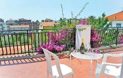 Riviera Apartments