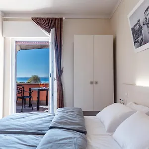 albergo-cristina.hotelinveneto.com/